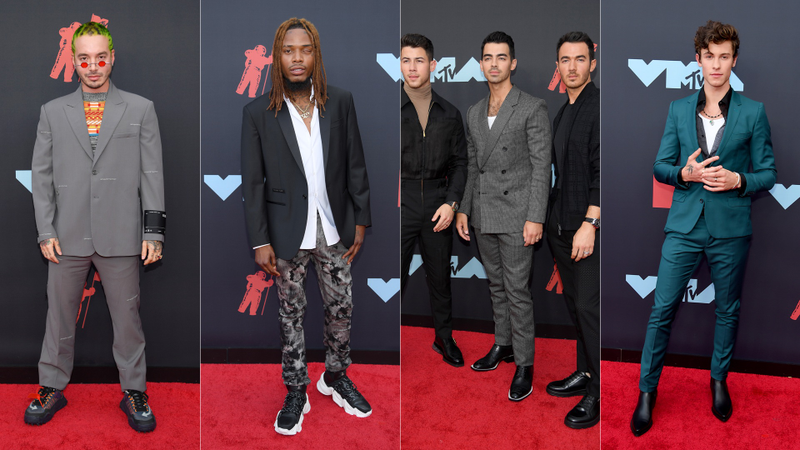 Illustration for article titled Technicolor Sparkles and Flamboyant Energy Dominated the MTV VMAs Red Carpet